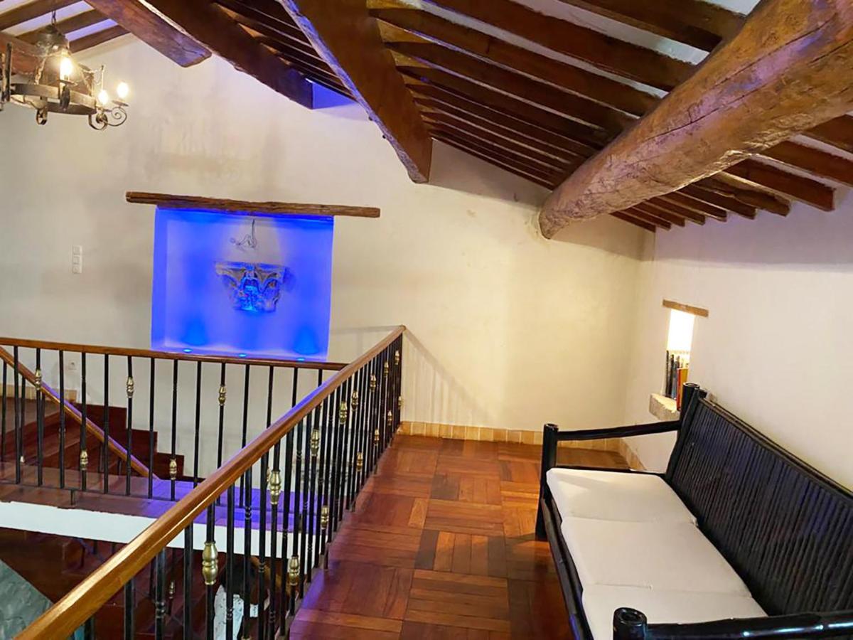Maison D'Hotes, Superbe Et Spacieuse ,Dans Un Cadre Charmant Calme Et Verdoyant 페른느 레 퐁텐느 외부 사진